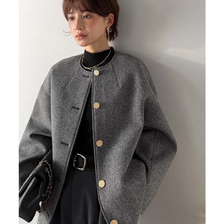 ブラック | 端正な佇まいが導く上品スタイル。ツイードボンディング金釦ノーカラージャケット | Classical Elf 