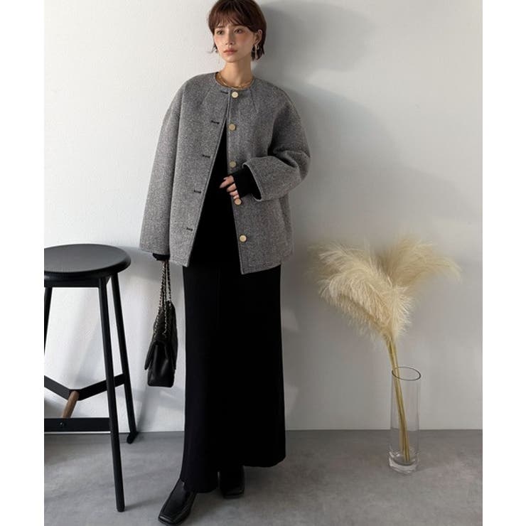 端正な佇まいが導く上品スタイル。ツイードボンディング金釦ノーカラージャケット | Classical Elf  | 詳細画像9 
