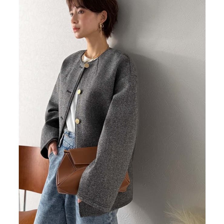 端正な佇まいが導く上品スタイル。ツイードボンディング金釦ノーカラージャケット | Classical Elf  | 詳細画像25 