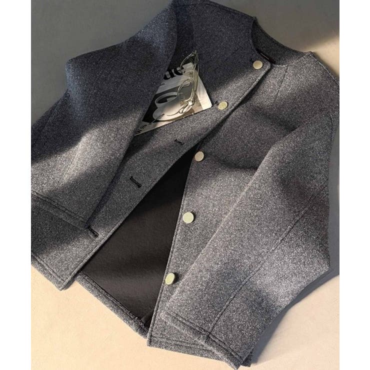 端正な佇まいが導く上品スタイル。ツイードボンディング金釦ノーカラージャケット | Classical Elf  | 詳細画像31 