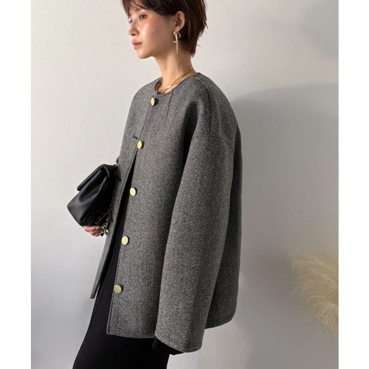 端正な佇まいが導く上品スタイル。ツイードボンディング金釦ノーカラージャケット | Classical Elf  | 詳細画像5 