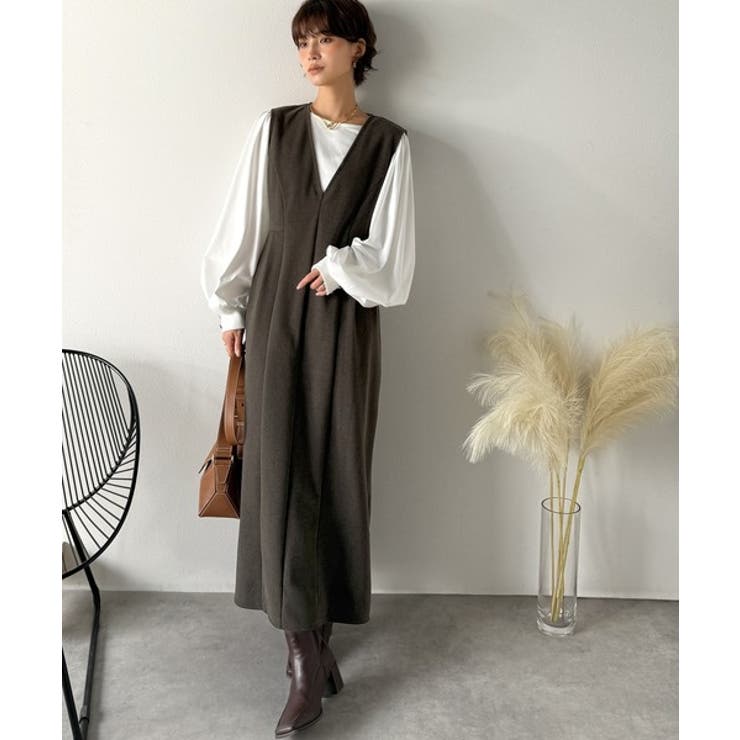 一枚で決まる、凛とした美しさ。Vネックウエストタックワンピース | Classical Elf  | 詳細画像10 