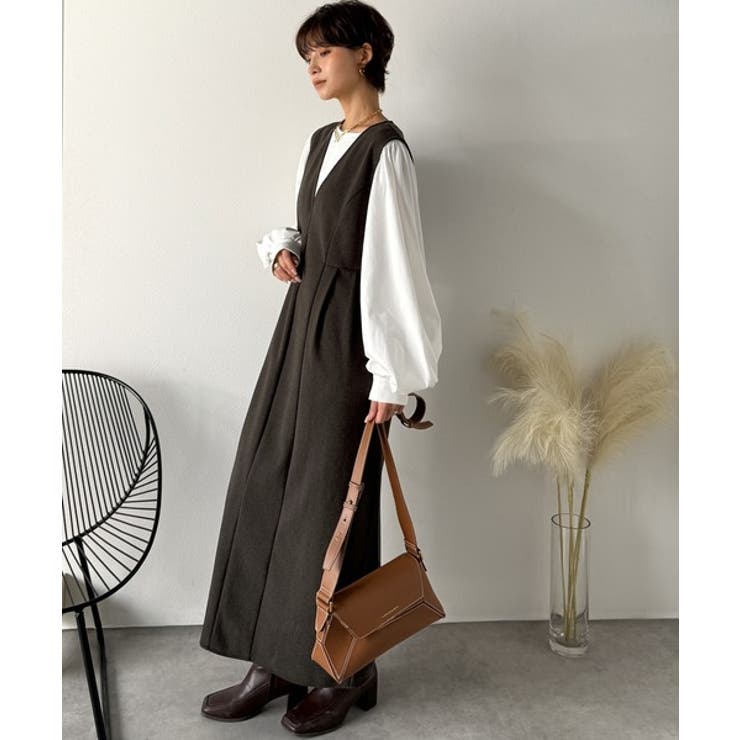 一枚で決まる、凛とした美しさ。Vネックウエストタックワンピース | Classical Elf  | 詳細画像13 