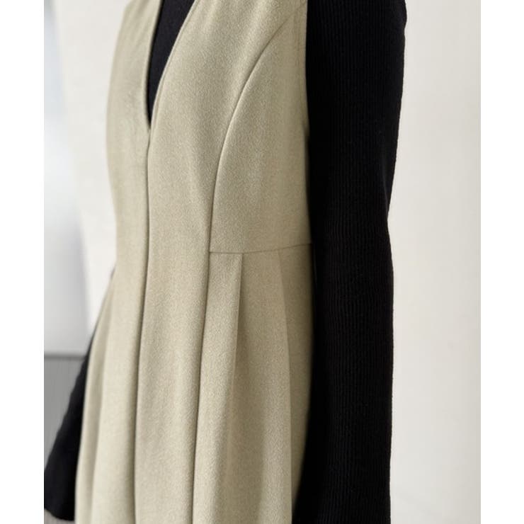 一枚で決まる、凛とした美しさ。Vネックウエストタックワンピース | Classical Elf  | 詳細画像22 