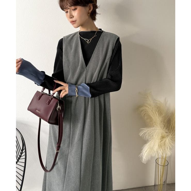 一枚で決まる、凛とした美しさ。Vネックウエストタックワンピース | Classical Elf  | 詳細画像3 