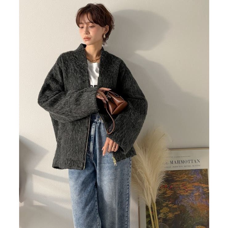 この高級感、思わず手に取りたくなる。シャギーノーカラーコート[品番