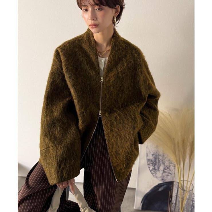 この高級感、思わず手に取りたくなる。シャギーノーカラーコート[品番