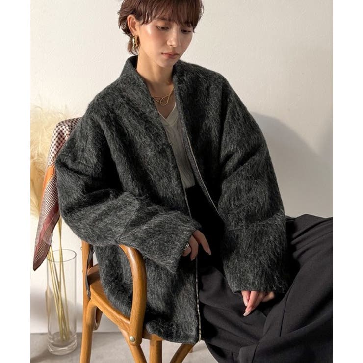 この高級感、思わず手に取りたくなる。シャギーノーカラーコート | Classical Elf  | 詳細画像3 