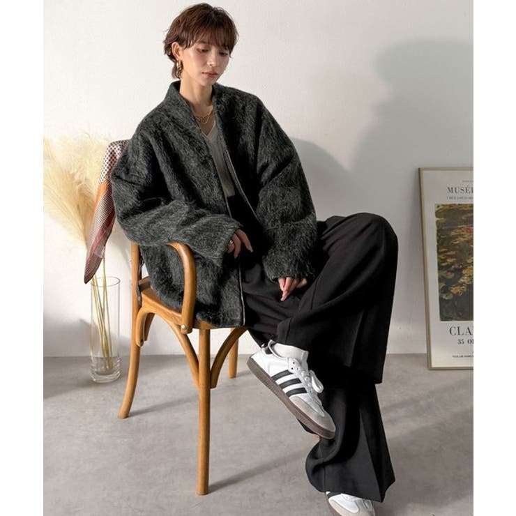 この高級感、思わず手に取りたくなる。シャギーノーカラーコート[品番