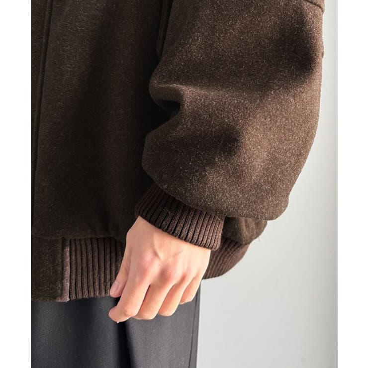 ビンテージ感のあるリブがアクセント。シンプルながら存在感のある一着。 | Classical Elf Men | 詳細画像25 