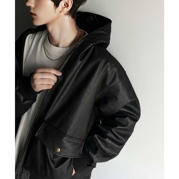 ヴィンテージ感が映える。フェイクレザーフーディーブルゾン[品番