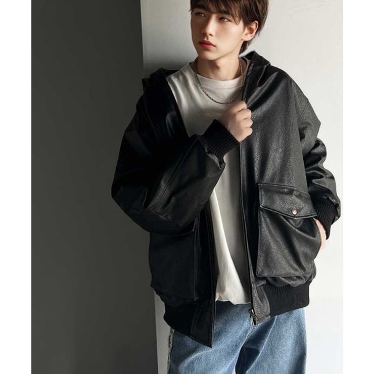 ヴィンテージ感が映える。フェイクレザーフーディーブルゾン[品番