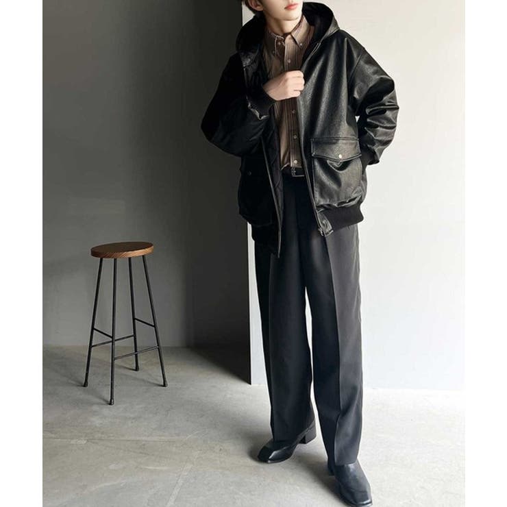 ヴィンテージ感が映える。フェイクレザーフーディーブルゾン[品番