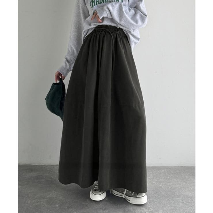 ブラック | ふんわりフォルムが可愛い◎ピーチ起毛素材コクーンシルエットロングスカート | Classical Elf