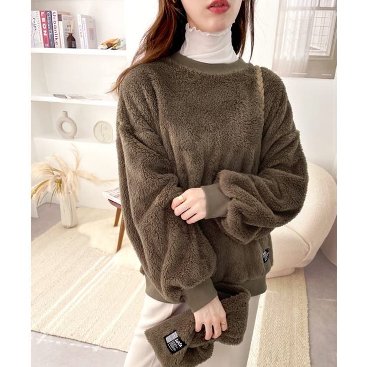 JaVaジャバ コラボ》もこふわな可愛さ。ボアマフラー付きボアプル