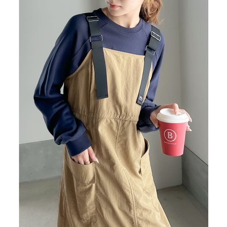 ベージュ | 一気にトレンドライクな印象をプラス。肩ベルトナイロンワンピース | Classical Elf 