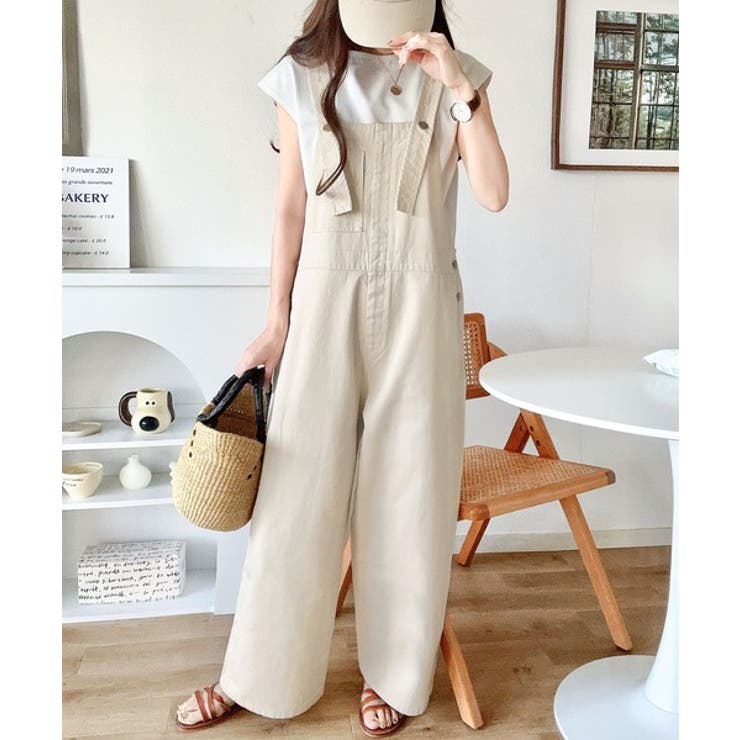 大人の魅力惹き出すデニム。綿100％フロントデザインサロペット