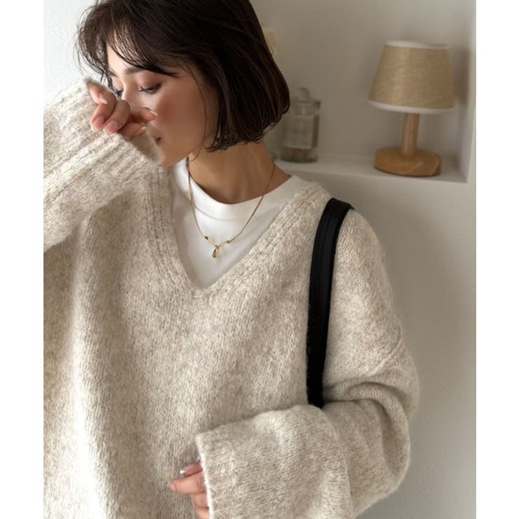 アイボリー | 《JaVaジャバコラボ》大人カジュアルならこの1枚。ミックスカラー深Vネックニッ… | Classical Elf 