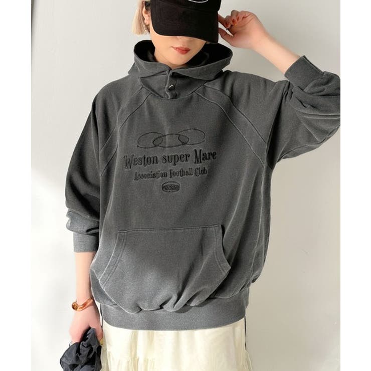 個性が際立つアートな一着！ヴィンテージ風フットボールデザインピグメントパーカー | Classical Elf  | 詳細画像5 