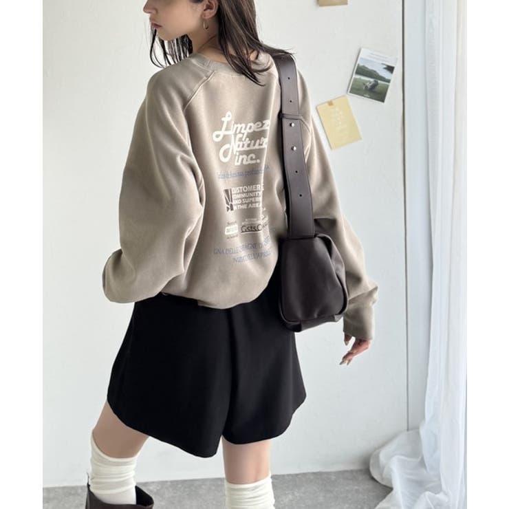 カジュアルコーデの主役に。イベントバックロゴ裏起毛プルオーバー | Classical Elf  | 詳細画像26 