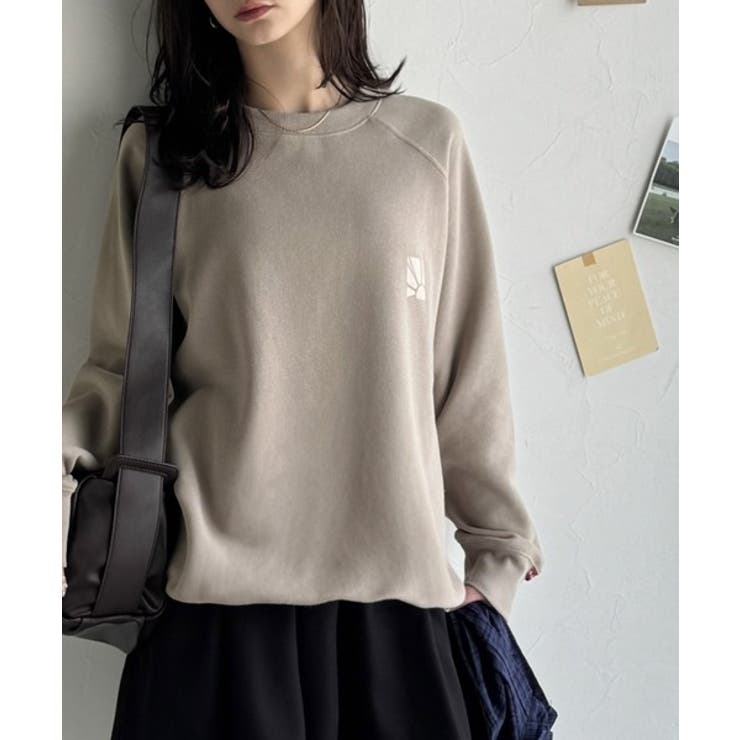 カジュアルコーデの主役に。イベントバックロゴ裏起毛プルオーバー | Classical Elf  | 詳細画像29 