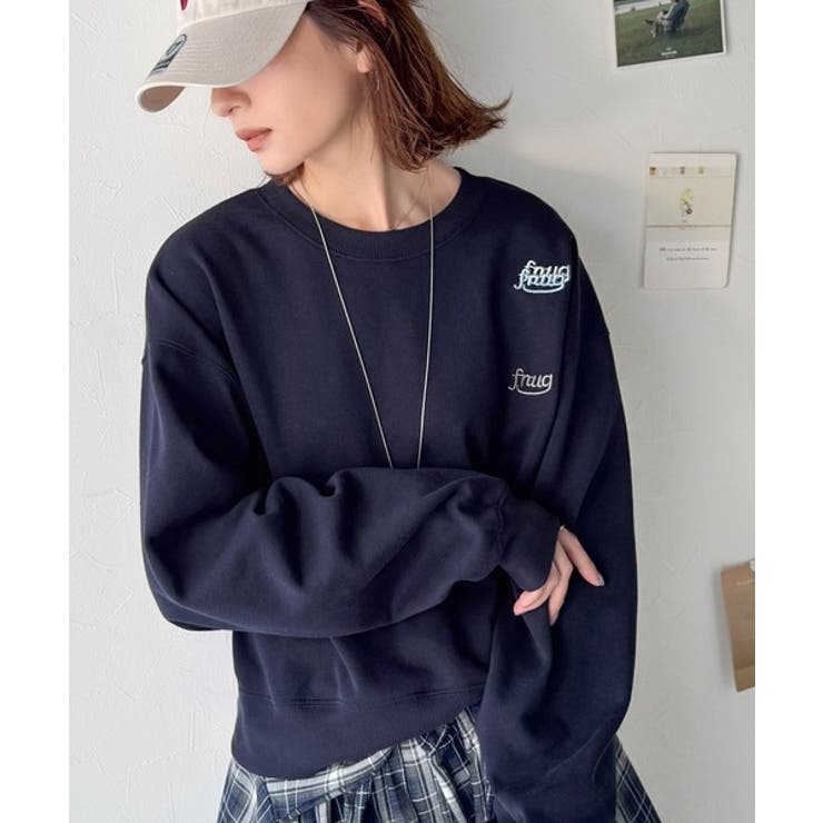 着るだけで今っぽさ叶う。ランダム刺繍クロップド丈裏起毛スウェット | Classical Elf  | 詳細画像18 