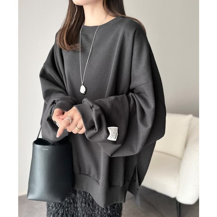 リラクシーに着こなす、オンナっぽカジュアル！裏起毛ワイドネックビックスウェット | Classical Elf  | 詳細画像20 