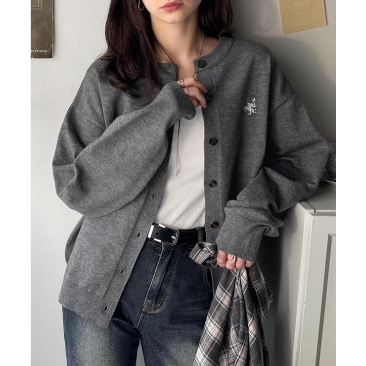 着まわし自在のベーシックデザイン。配色刺繍カーディガン | Classical Elf  | 詳細画像17 