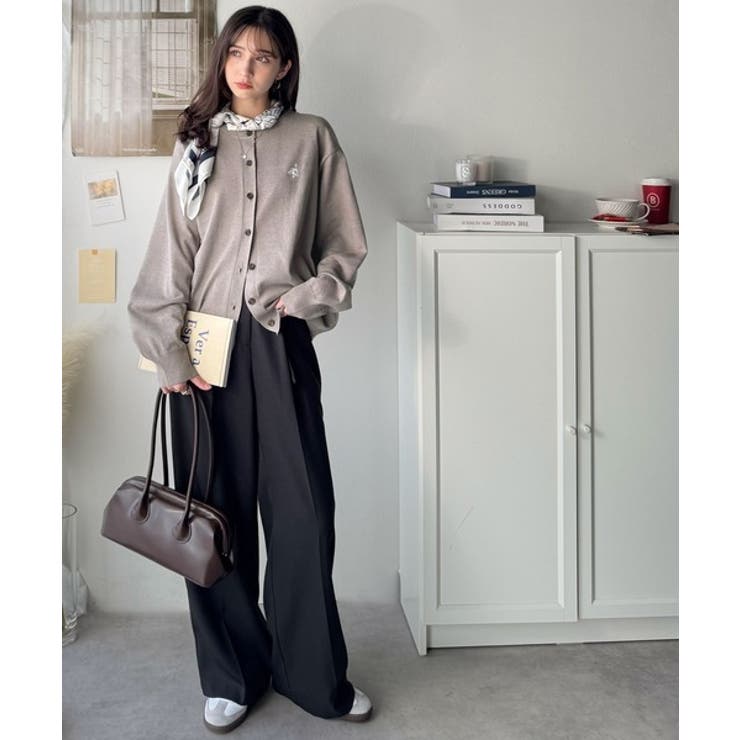 着まわし自在のベーシックデザイン。配色刺繍カーディガン | Classical Elf  | 詳細画像39 