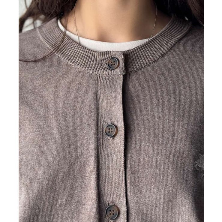 着まわし自在のベーシックデザイン。配色刺繍カーディガン | Classical Elf  | 詳細画像40 