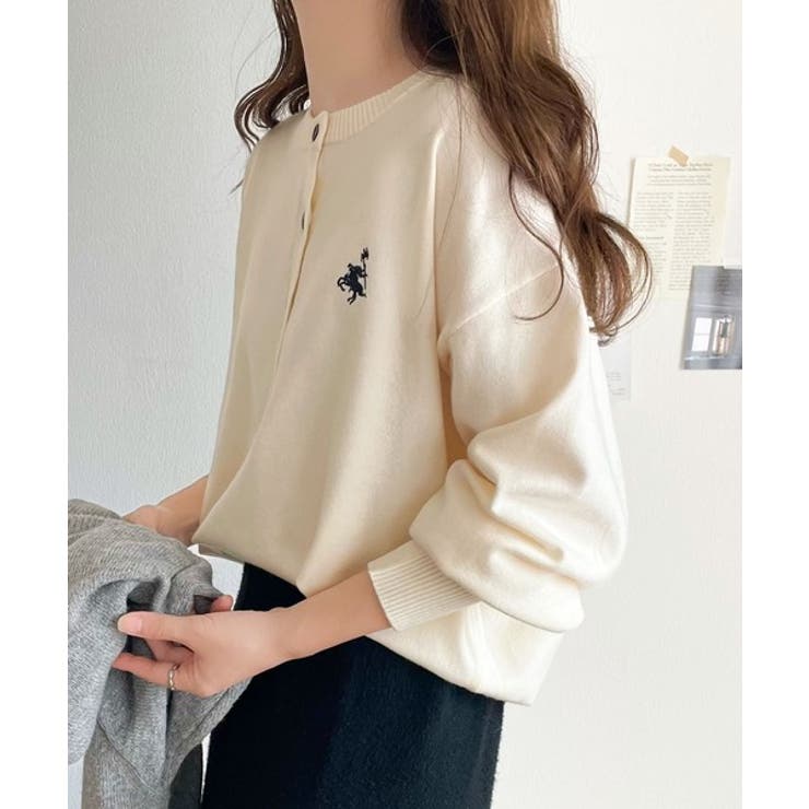 顔周りスッキリ&胸元刺繍で映える♪配色刺繍ヘンリーネックニット | Classical Elf  | 詳細画像10 