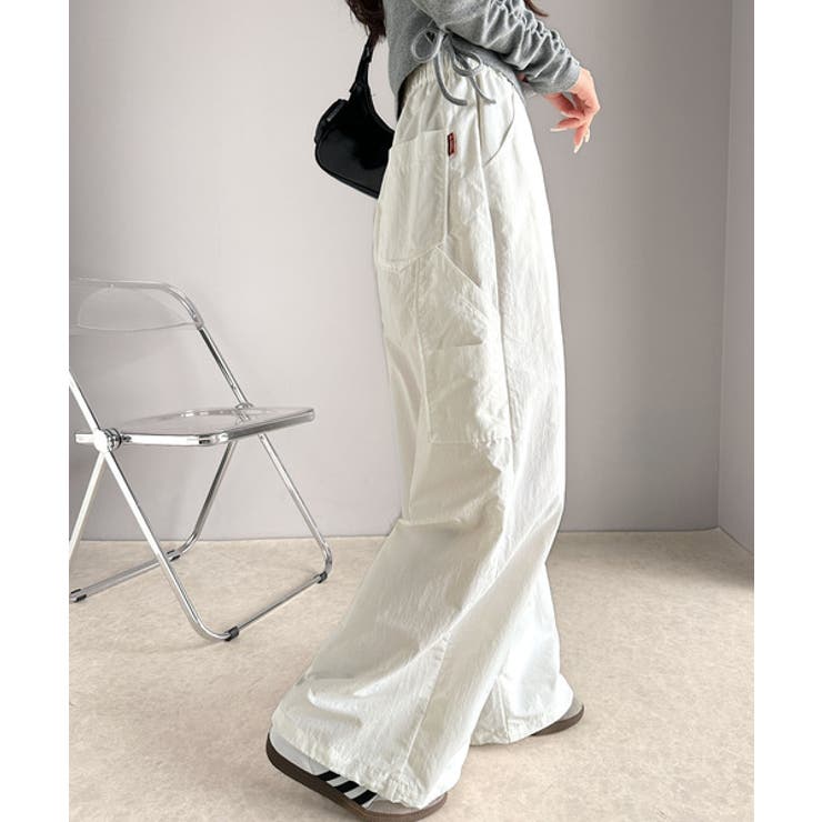 オフホワイト | 《JaVa ジャバ別注》ワイドな今っぽシルエット メンズライク裾ドロストペインタ… | Classical Elf 