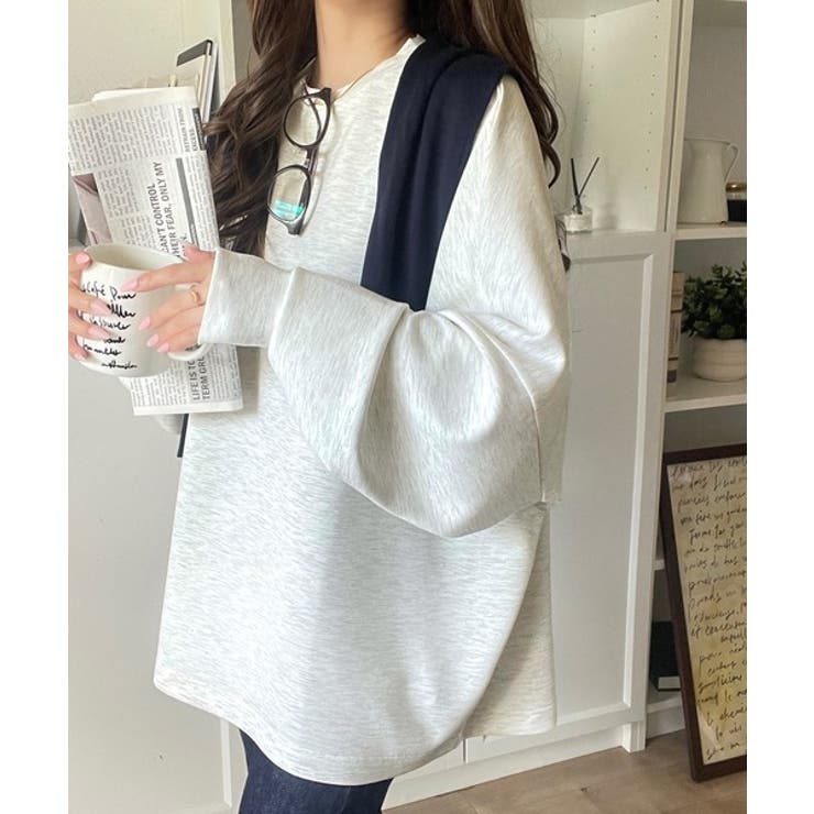 オートミール | 上品な抜け感と艶感◎ドルマンダンボール素材ビッグトレーナー | Classical Elf 