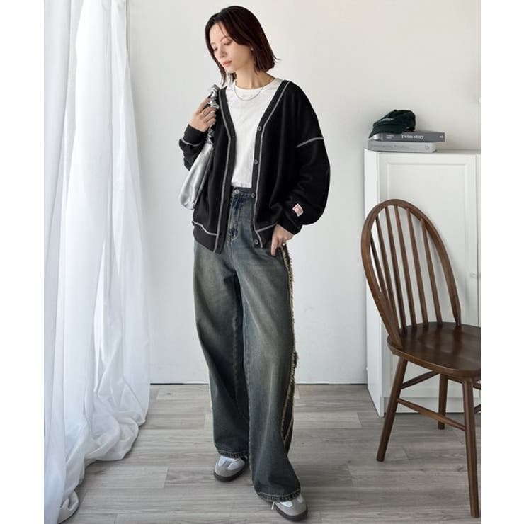 ラフで上品な大人のゆるカジュアル。配色ステッチVネックワッフルカーディガン | Classical Elf  | 詳細画像16 