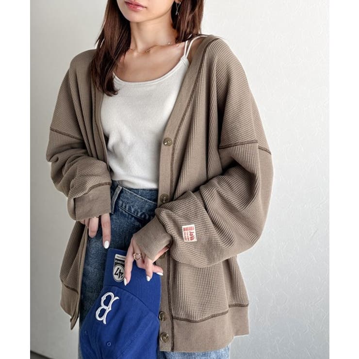 ラフで上品な大人のゆるカジュアル。配色ステッチVネックワッフルカーディガン | Classical Elf  | 詳細画像18 