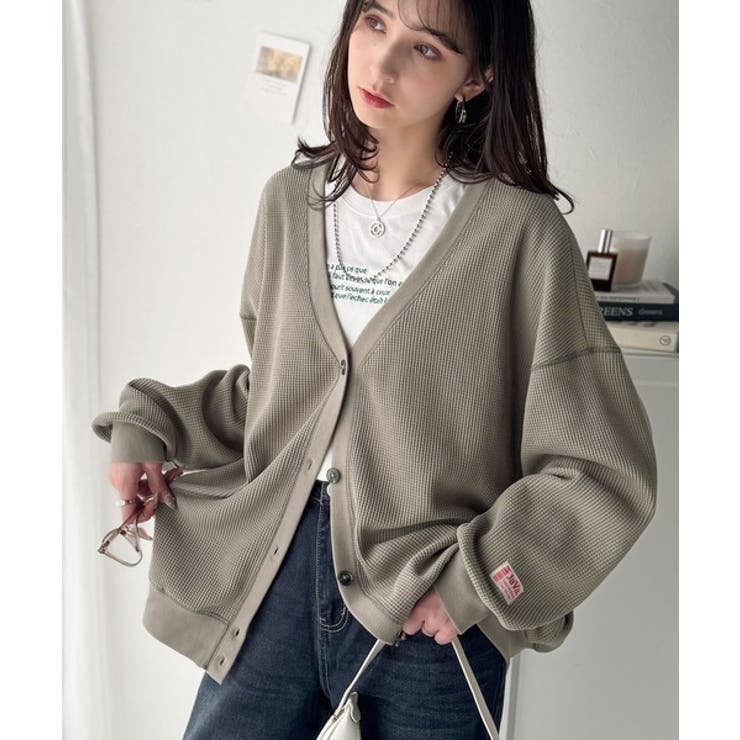 ラフで上品な大人のゆるカジュアル。配色ステッチVネックワッフルカーディガン | Classical Elf  | 詳細画像26 