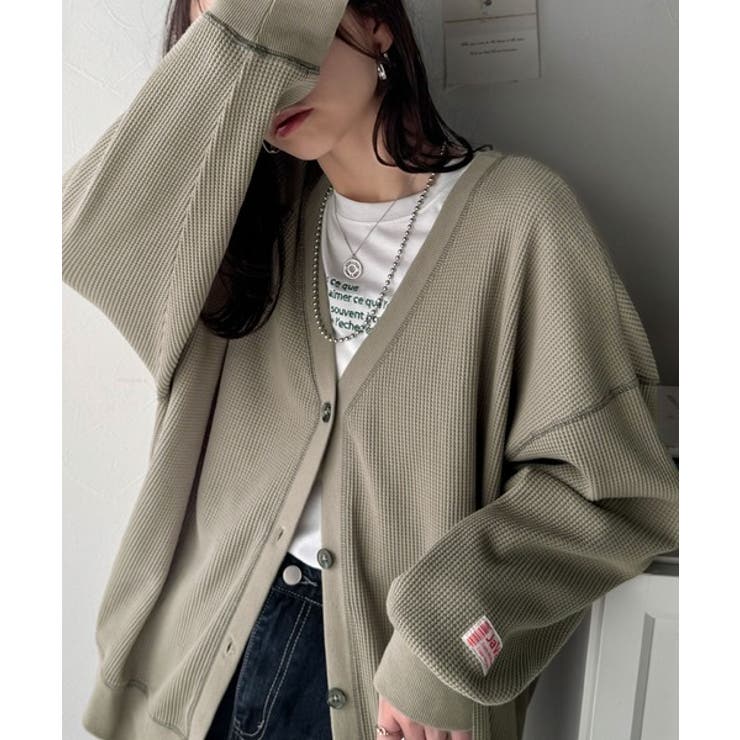 ラフで上品な大人のゆるカジュアル。配色ステッチVネックワッフルカーディガン | Classical Elf  | 詳細画像1 