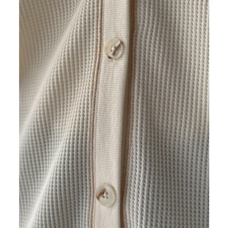 ラフで上品な大人のゆるカジュアル。配色ステッチVネックワッフルカーディガン | Classical Elf  | 詳細画像37 