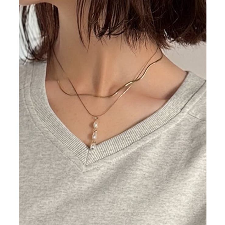 シンプルなのに、存在感。綿100％Vネック切り替えロンT | Classical Elf  | 詳細画像31 