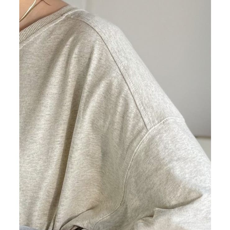 シンプルなのに、存在感。綿100％Vネック切り替えロンT | Classical Elf  | 詳細画像32 