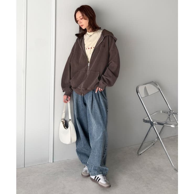 大人の抜け感◎ニュアンス色が映える。アシッドウォッシュロゴZIPパーカー | Classical Elf  | 詳細画像14 