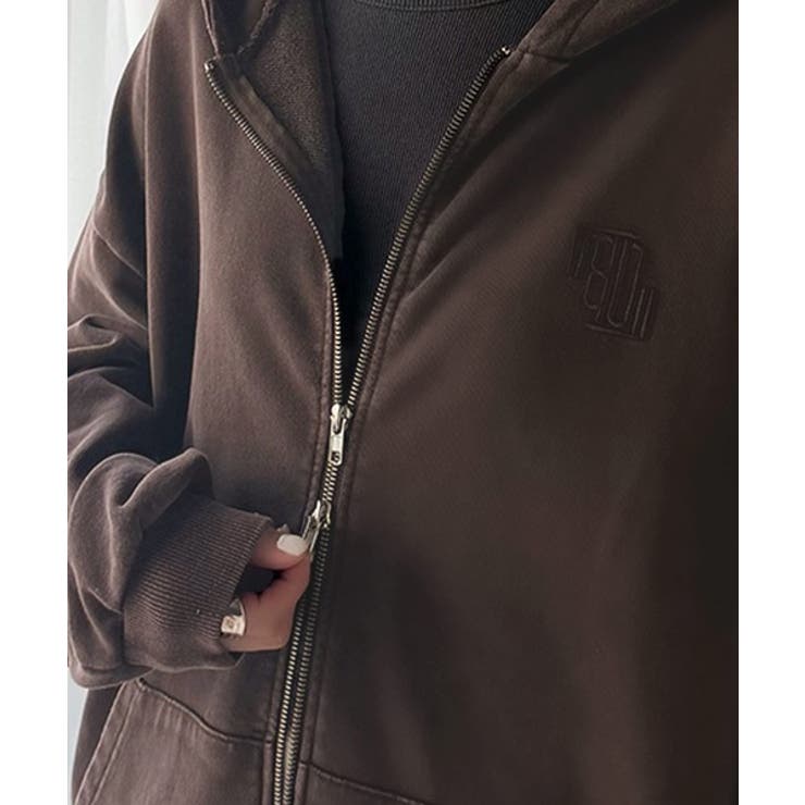 大人の抜け感◎ニュアンス色が映える。アシッドウォッシュロゴZIPパーカー | Classical Elf  | 詳細画像23 