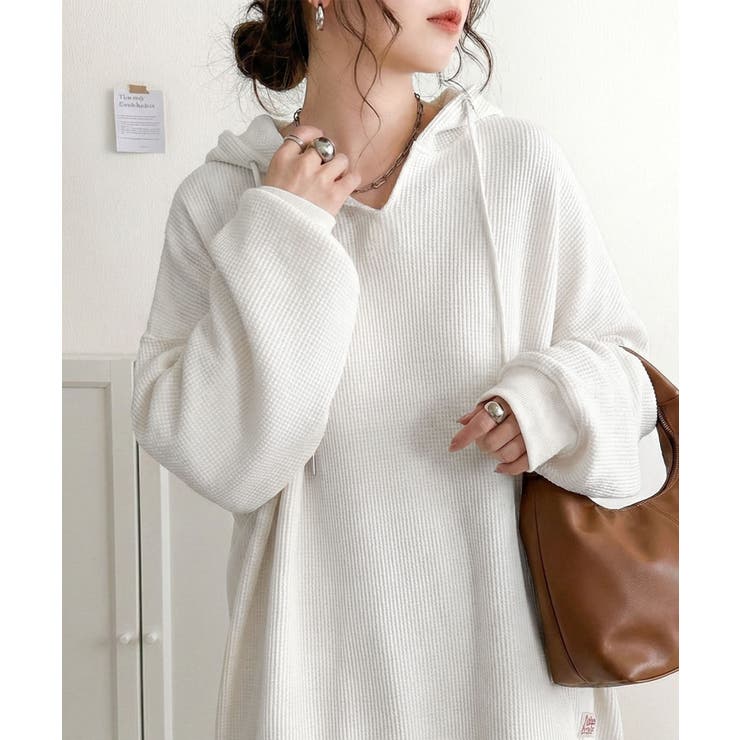 オフホワイト | 《JaVa ジャバコラボ》毎日着たい、今っぽゆるっとシルエット。綿100％オーバ… | Classical Elf 