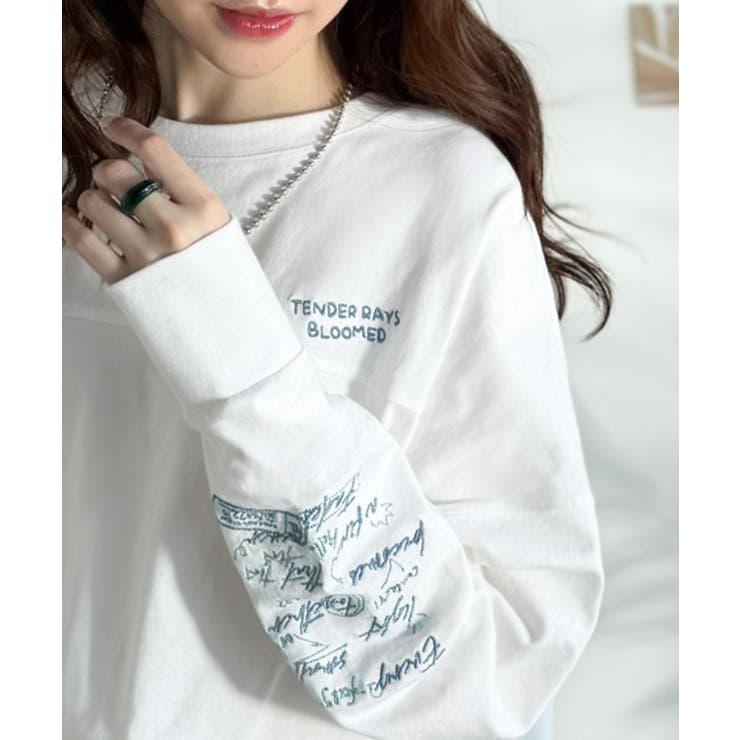 ホワイト | 《JaVaジャバコラボ》袖を通せば、あなたも輝く。コットン100％刺繍胸元切り替… | Classical Elf 