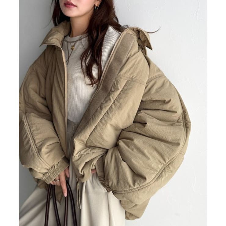 《JaVaジャバコラボ》ボリュームシルエットで魅せる、今年の主役アウター。フード… | Classical Elf  | 詳細画像18 