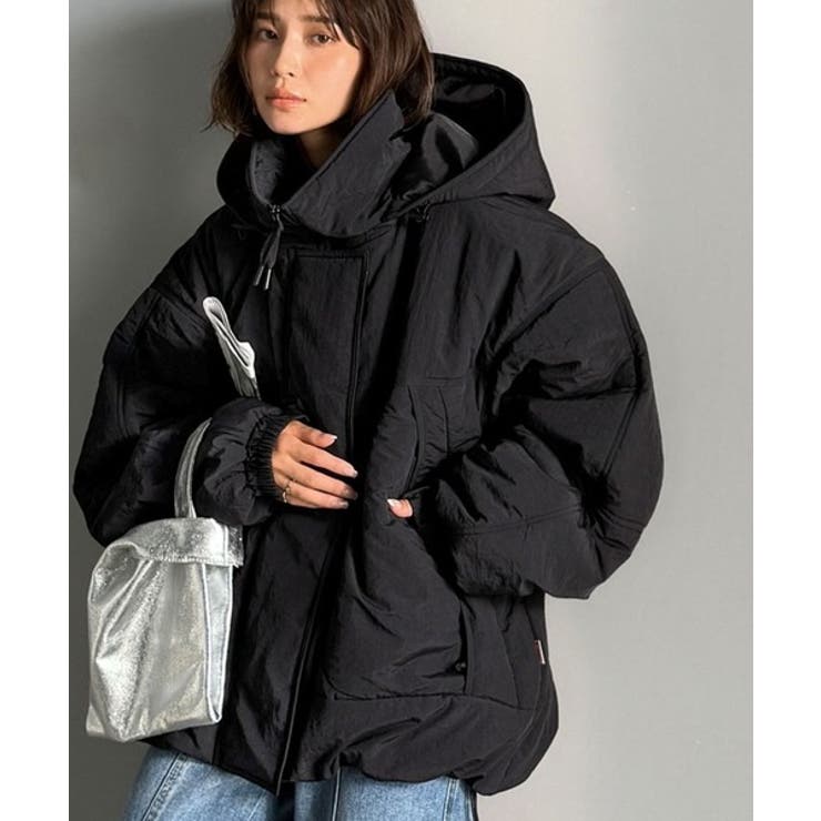 《JaVaジャバコラボ》ボリュームシルエットで魅せる、今年の主役アウター。フード… | Classical Elf  | 詳細画像5 