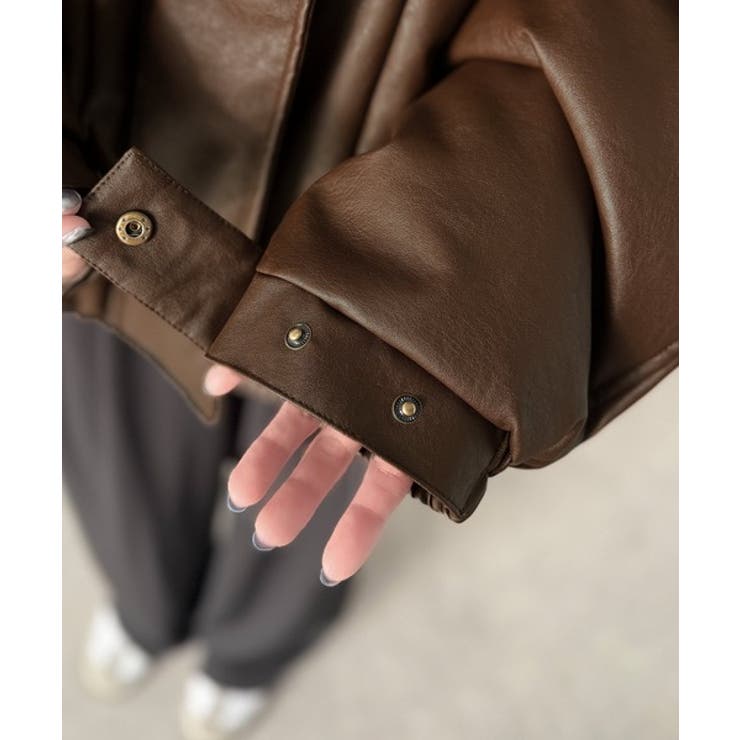 寒さ知らずの防寒力！高級感あふれる中綿フェイクレザーモンスターブルゾン | Classical Elf  | 詳細画像29 