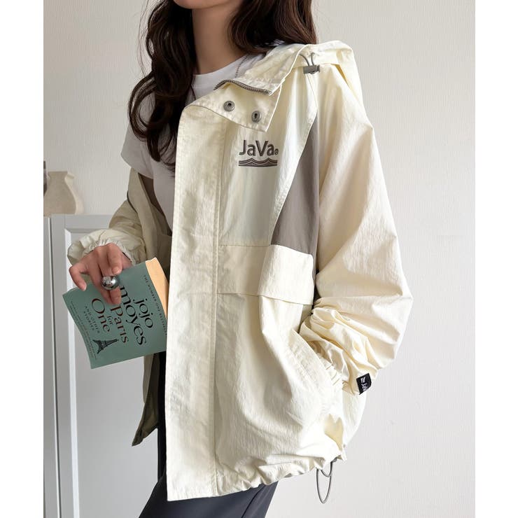 軽やかに魅せる、スポーティモード。サイド配色切替ナイロン100％パーカー | Classical Elf  | 詳細画像5 