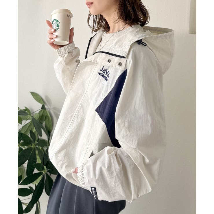 軽やかに魅せる、スポーティモード。サイド配色切替ナイロン100％パーカー | Classical Elf  | 詳細画像15 