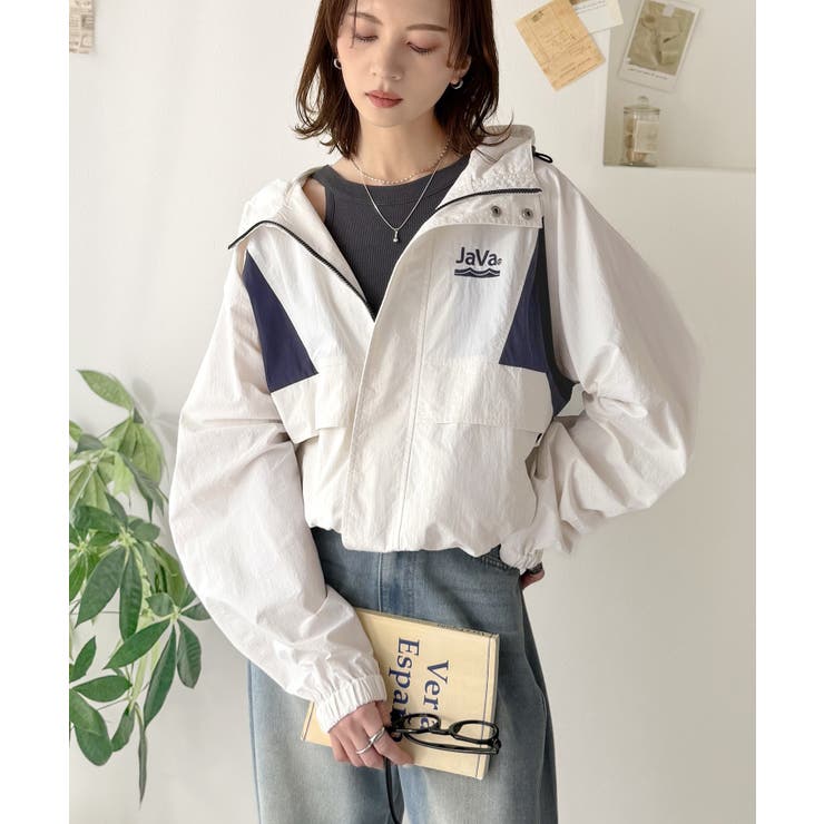 軽やかに魅せる、スポーティモード。サイド配色切替ナイロン100％パーカー | Classical Elf  | 詳細画像17 